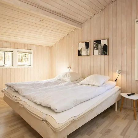 4 Star In Ferienhaus *